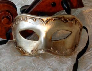 Antonio Silver Mask