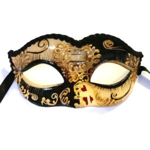 Queen of Hearts Mask