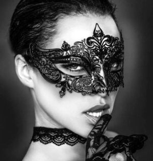 Fleur Masquerade Mask Black